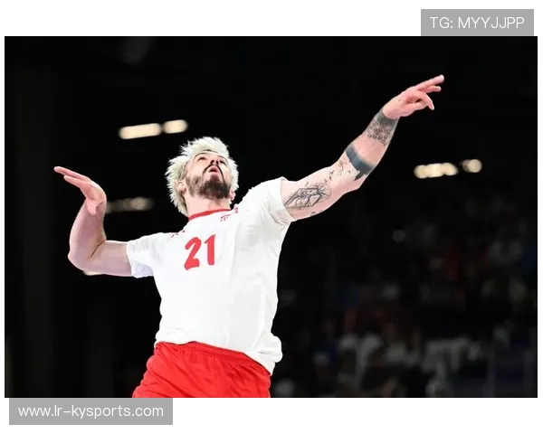伊朗队前锋洛佩斯在巴黎奥运会上表现出色，奥运伊朗男排