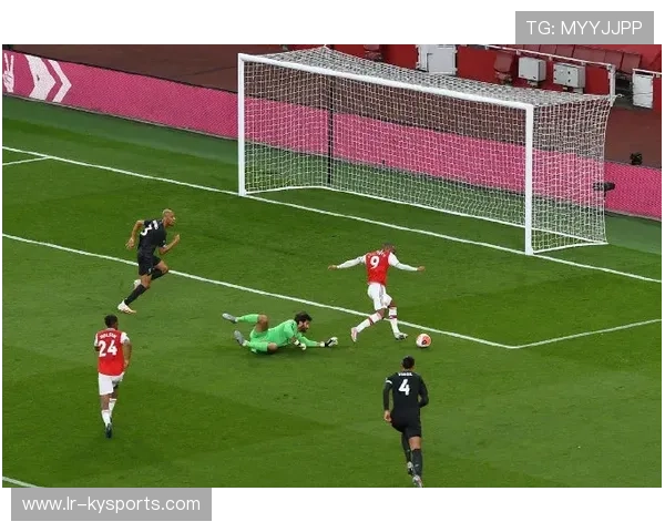 利物浦用“高压+快速反击”战术逆转赫尔城，取得关键胜利，利物浦攻击线